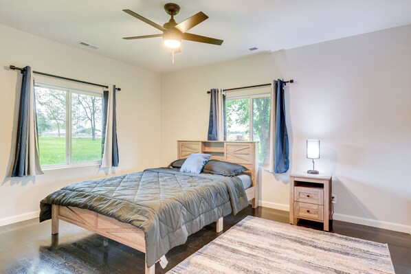 House (4 Bedrooms) | Interior