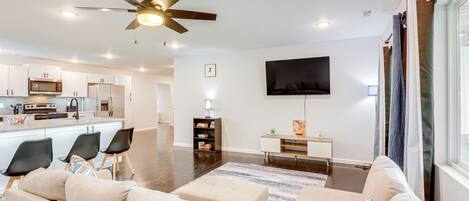 Hus (4 Bedrooms) | Vardagsrum | Tv