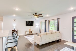 House (4 Bedrooms) | Interior