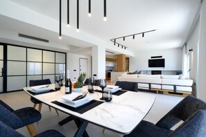 Villa, accessible aux personnes à mobilité réduite | 5 chambres, Internet