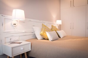 1 bedroom, Internet - Merceria by Tarragonadays (Tarragona)