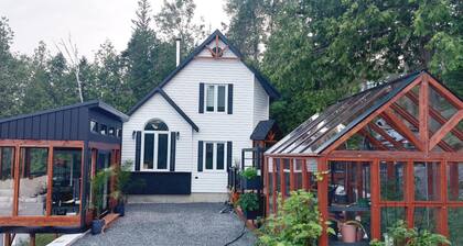 A getaway on the shores of Lac-Chaud, 15 minutes from Rimouski