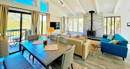Modern Yosemite Cabin, 15min Bass Lake, Sleeps 8