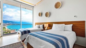4 bedrooms, desk, iron/ironing board, WiFi