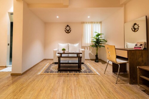 Gagal Home - Borivali Suite