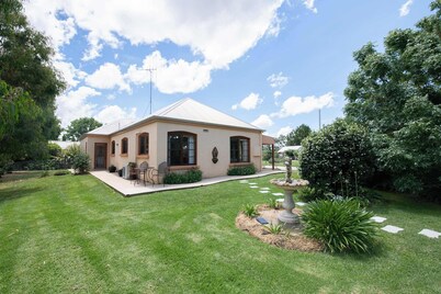 Thornleigh Cottage Su