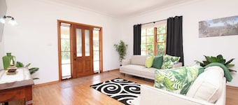 Thornleigh Cottage Su