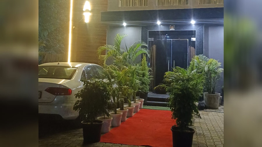 Mannat Residency