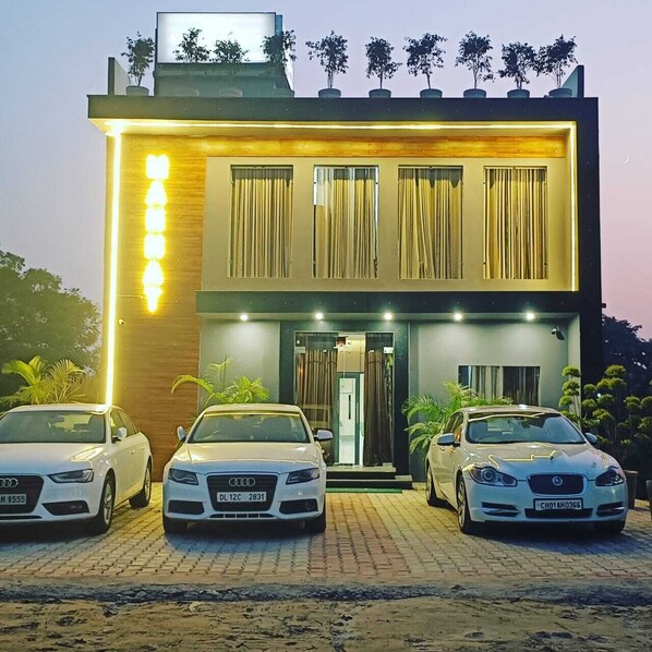 Front of property - Mannat Residency (Bulandshahr)