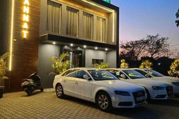 Free self parking