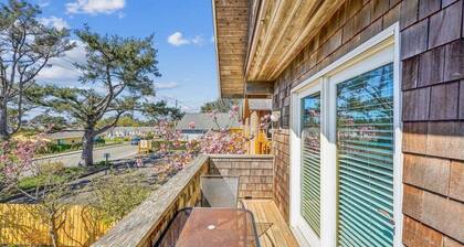 The Harrison Inn * Blue Sky Suite - New Listing!