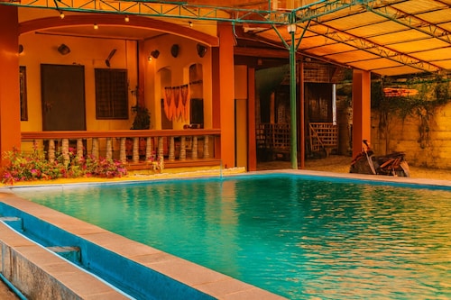 Amwani Garden Pool & Kubo Tent Rental