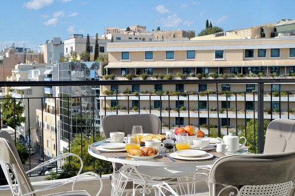 Terrace/patio - The Apartment by Athenaeum Hotels  (Athens)