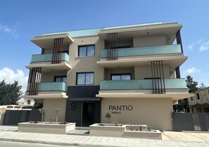 Exterior - Pantio Living Residence (Meneou)
