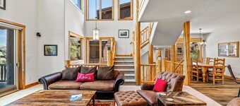 Aspenglow Mountaineer Townhome~Near Skiing~Great Amenities