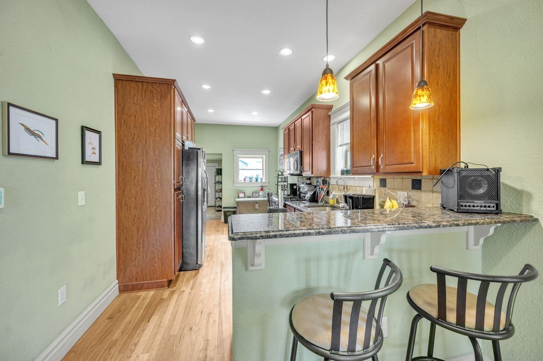 House, 2 Bedrooms | Private kitchen | Fridge, oven, coffee/tea maker, toaster