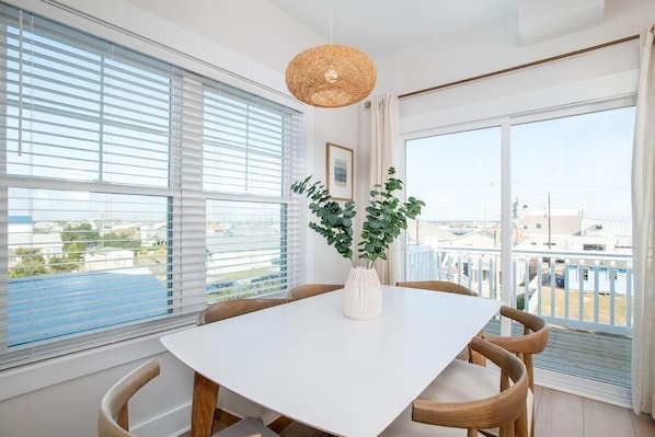 Maison mitoyenne, 3 chambres | Restauration