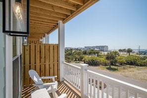 Maison mitoyenne, 3 chambres | Terrasse/Patio