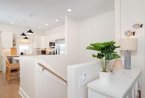 Condo, 3 Bedrooms | Interior