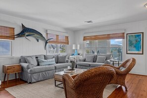 Ferienhaus, 4 Schlafzimmer | Wohnbereich | Smart-TV