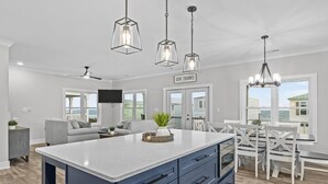House, 6 Bedrooms | Interior - Forever Blue 6 Bedroom Home (Atlantic Beach)