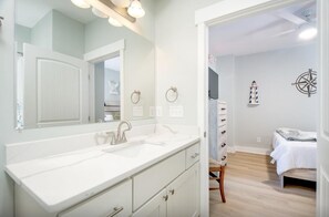 Maison mitoyenne, 3 chambres | Salle de bain | Serviettes fournies