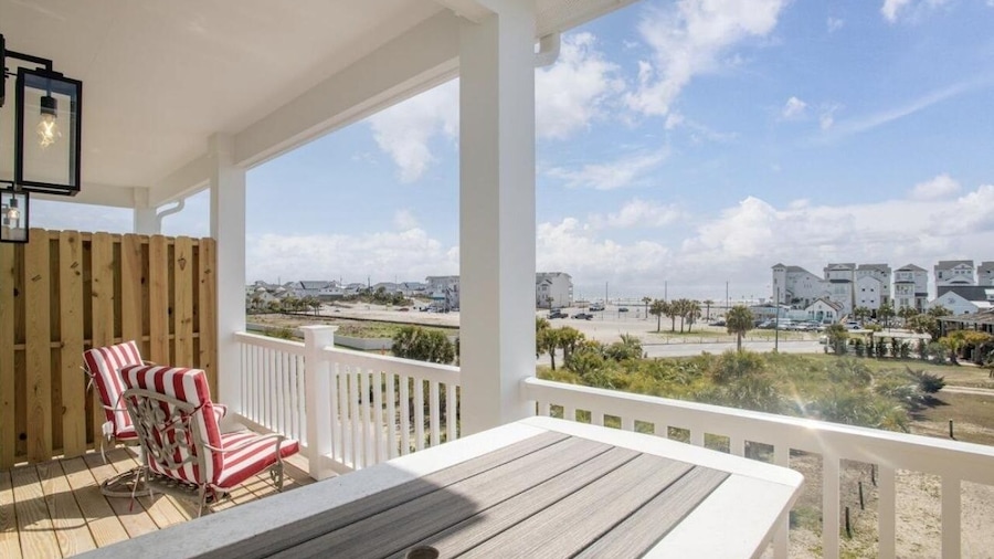 Marley's Retreat 3 Bedroom Townhouse