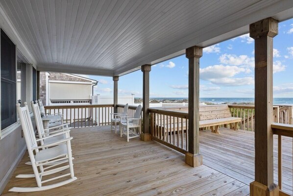 House, 5 Bedrooms | Terrace/patio