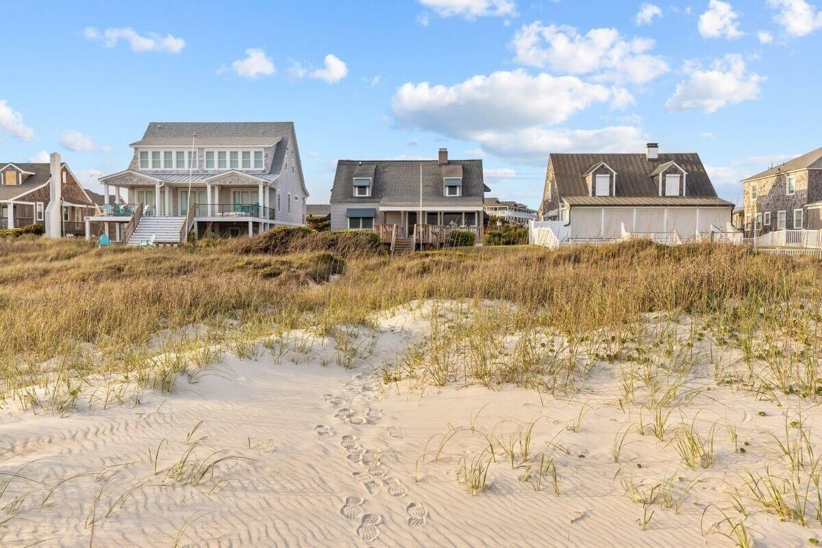 House, 5 Bedrooms | Exterior