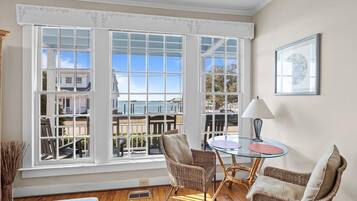 Condo, 1 Bedroom | Interior