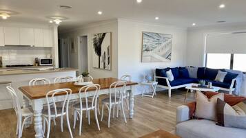 4 bedrooms