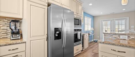 Maison, 4 chambres | Cuisine privée | Réfrigérateur, four, cafetière/bouilloire