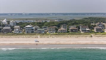 House, 5 Bedrooms | Beach