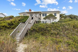 Exterior - Bryant Cottage 6 Bedroom Home (Atlantic Beach)