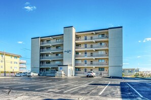 Condo, 2 phòng ngủ | Ngoại thất