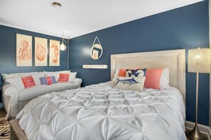 Condo, 2 Bedrooms