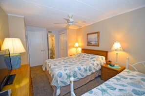 Condo, 2 habitaciones | 2 habitaciones, tabla de planchar con plancha y wifi gratis 