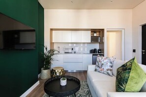 Smart TV - The Palm Flats Tropical Paradise 300m from Sea (Cape Town)