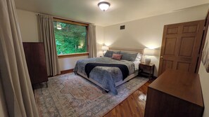 3 chambres, bureau, lit de bébé portatif, accès au Wi-Fi (inclus)