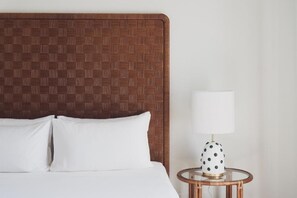 Kamar Double | Minibar, brankas, tirai kedap cahaya, dan kedap suara