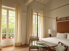 Minibar, in-room safe, blackout drapes, soundproofing - Pensione America (Forte dei Marmi)