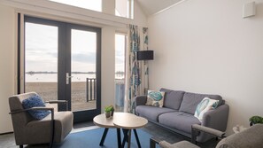 Cabin (Strandlodge Duin) | Living room | TV - Dormio Waterpark Langelille (Langelille)