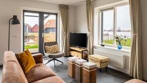 Villa (Watervilla Brasem) | Living room | TV - Dormio Waterpark Langelille (Langelille)