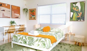 Iron/ironing board, WiFi, bed sheets