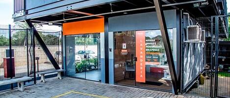 Fachada da propriedade