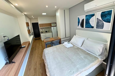 Iron/ironing board, free WiFi