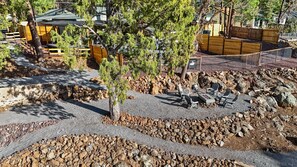 Outdoor dining - Shoreline Village Cabin 2 (Lakeside)