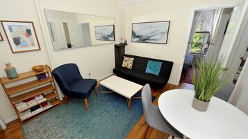 Apartment | 3 bedrooms, Internet