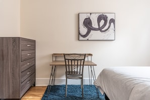 5 bedrooms - 5 Bedroom 2 Bath Full Floor Midtown (New York)