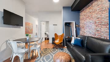 Apartment | 4 bedrooms, Internet